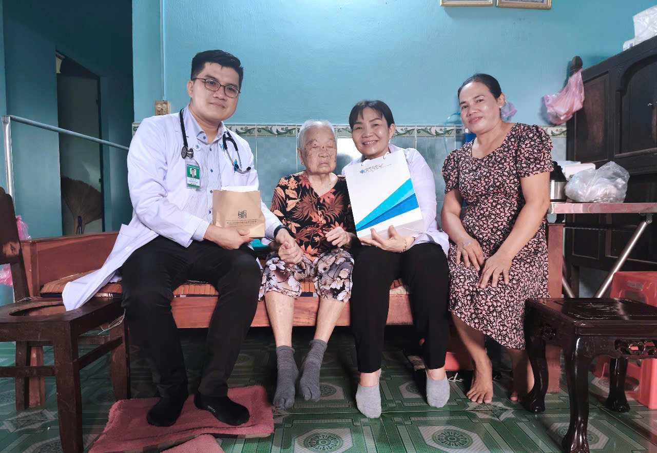 Tham me anh hung 3.jpg