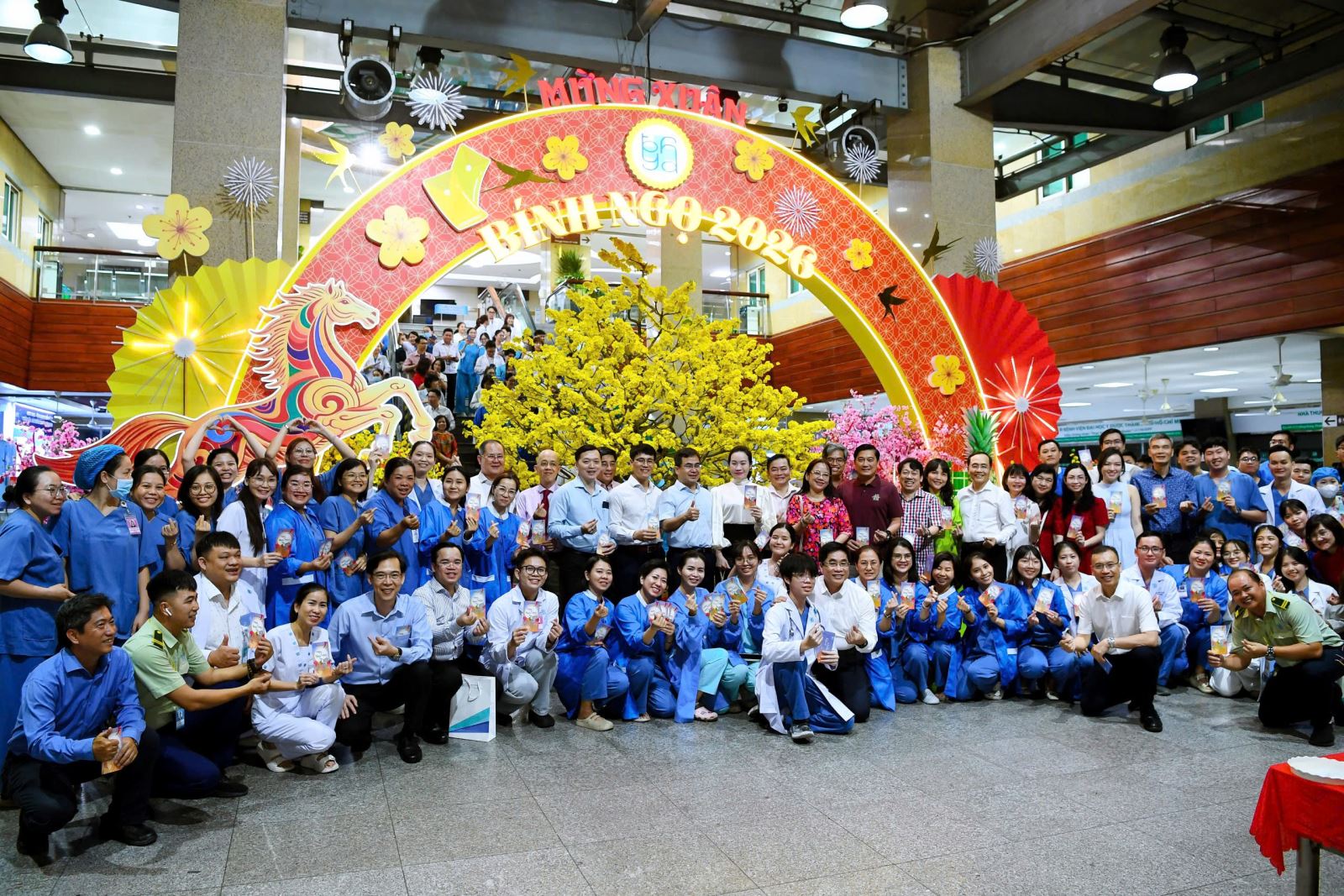 giao thưa 1.jpg